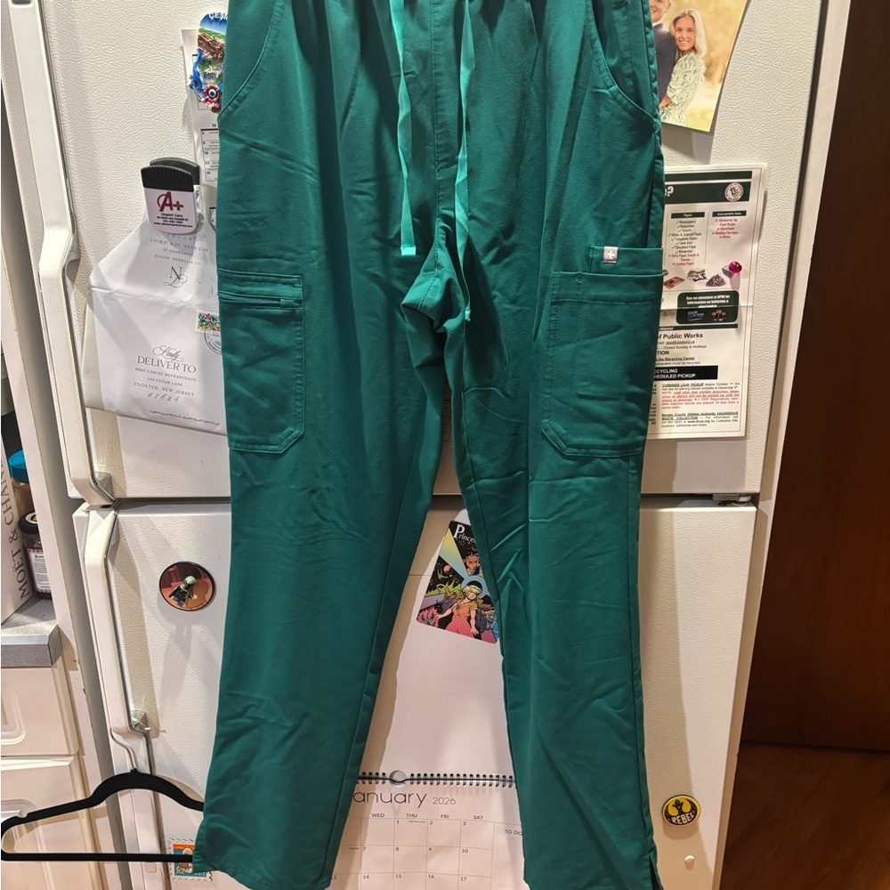 Figs emerald green Cargo Scrub Pants